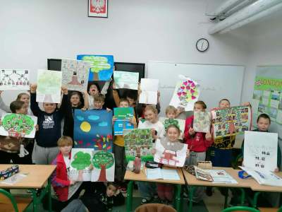 4ab37557-9ea9-447b-8756-9424b85dfc87