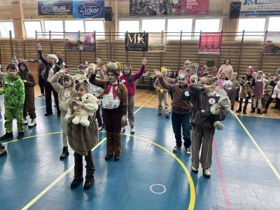 7ee6eb2d-7567-40d1-843c-c98837374430