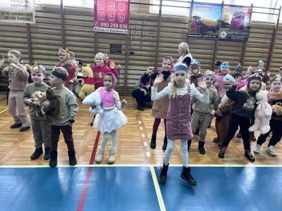 a4c0aeed-b613-4c92-b1cc-a3034a6b4670