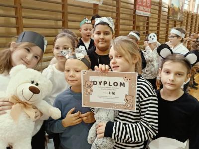 e07a15b5-22b7-4f46-b5c6-8ad27c5ea7cb