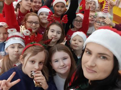 c0349cf5-f381-4365-abfb-c51efa1c32a3