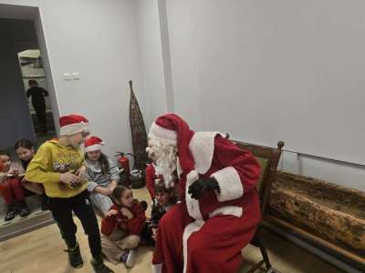 16dbf61b-2906-4eba-9aea-fff3ffb593fd