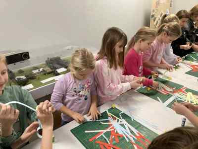 427bfbef-e2aa-4b33-8074-63f5f4a4b557