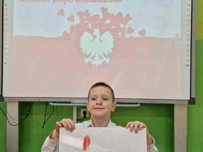 7f0abd7a-eca7-42a6-93b4-688d147b5c75