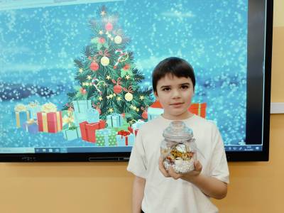 8a57a3b9-e0b7-4b77-b0ee-c715d8eb804f