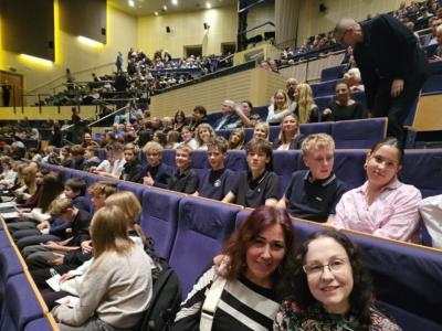 fc453188-d21d-40cc-8ba1-99a9e54ba56a