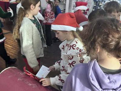 9b239055-39b2-45b7-be13-57119be83368