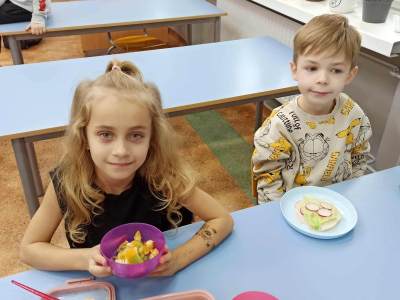 7a799639-ea0b-40e0-aa64-6e8aeae639e3