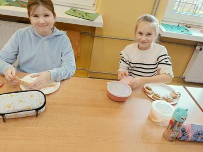 927d68a5-6dba-4a7d-8b65-7492a3165424