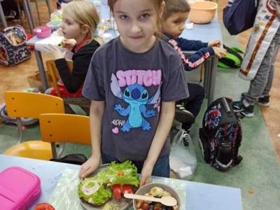 aae47842-f4ef-4609-b126-01569c254976