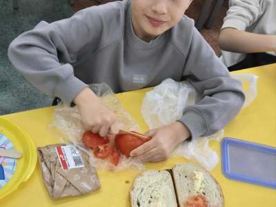 ec4f67e7-e097-4ac2-b94e-314b4d270ebf