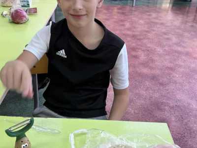 6e3bc962-2995-4e8b-b662-a5539fce3741