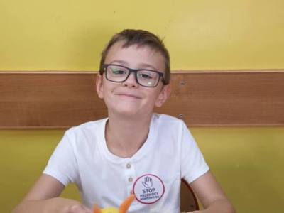 dfe49414-5fdf-4a59-9c78-7d92265adbe5